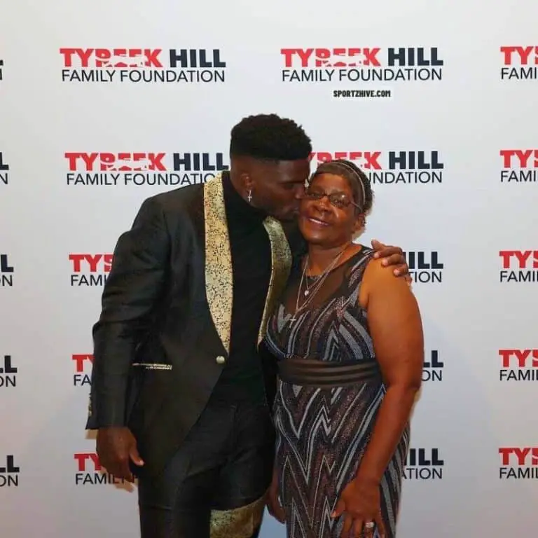 Meet Tyreek Hill's parents, Anesha and Derrick: Dolphins WR's Family ...